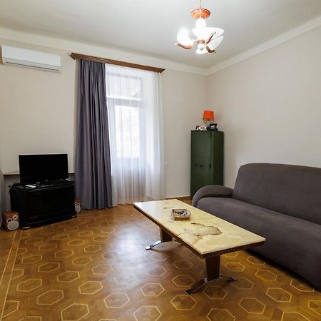 Apartments On Paronyan 15 Jereván Kültér fotó