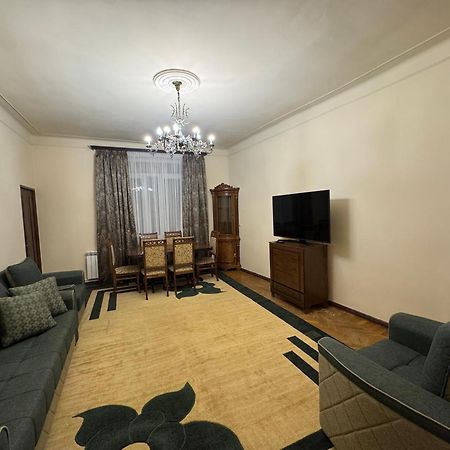 Apartments On Paronyan 15 Jereván Kültér fotó