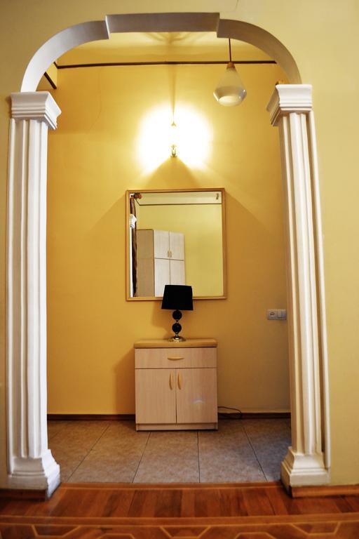 Apartments On Paronyan 15 Jereván Kültér fotó