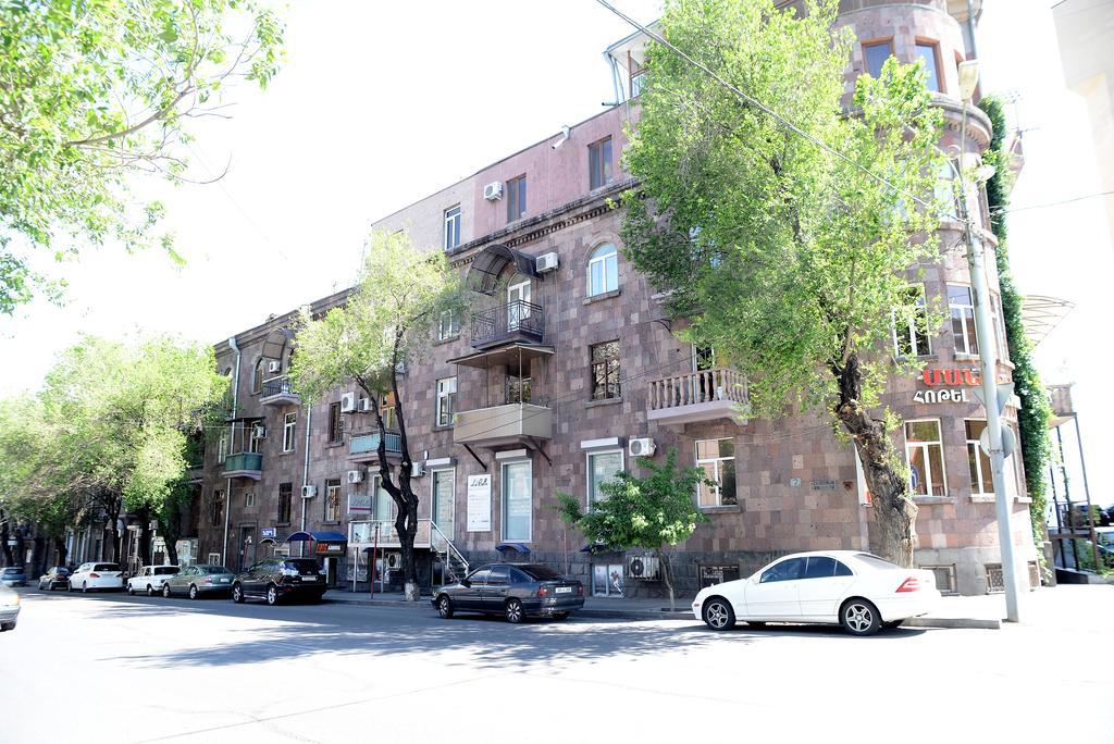 Apartments On Paronyan 15 Jereván Kültér fotó